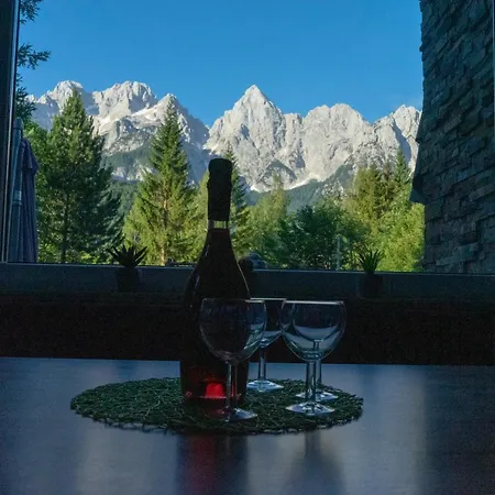 Apartmaji Hisa Katja-privat Wellness * Kranjska Gora