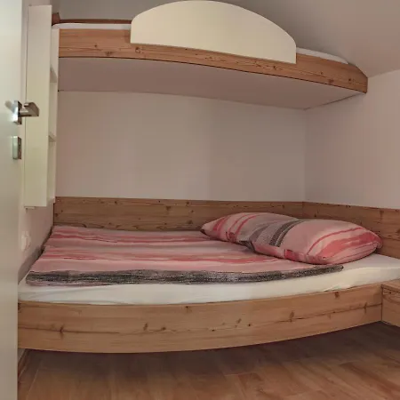 Apartmaji Hisa Katja-privat Wellness