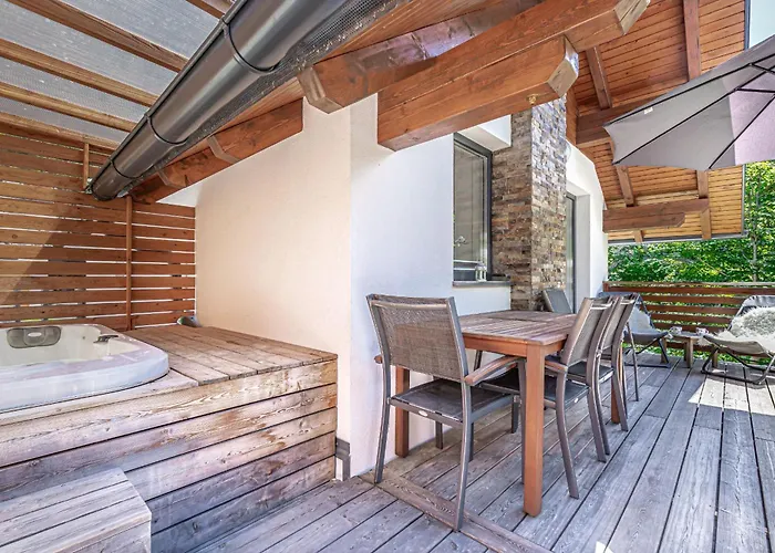 Hisa Katja-privat Wellness アパート *