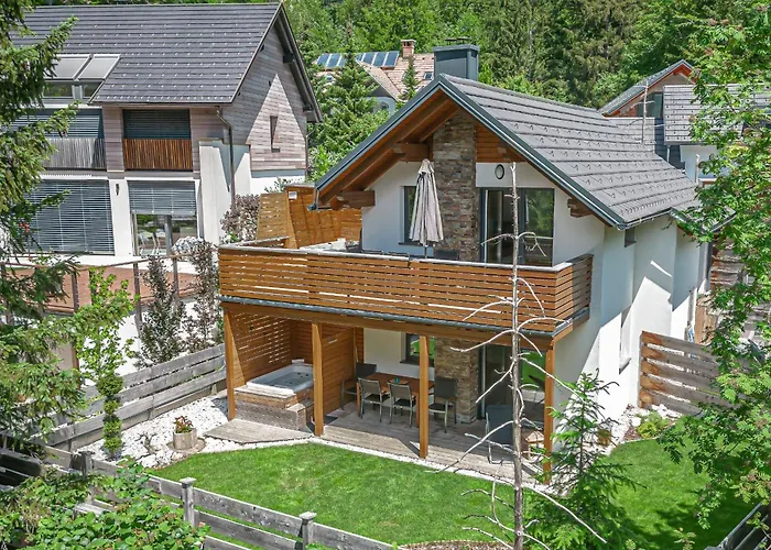 Hisa Katja-privat Wellness アパート