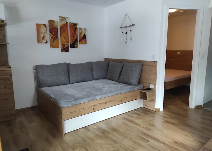 Hisa Katja-privat Wellness * クランスカゴーラ