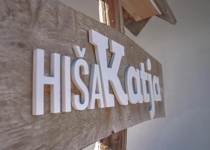 Hisa Katja-privat Wellness アパート *